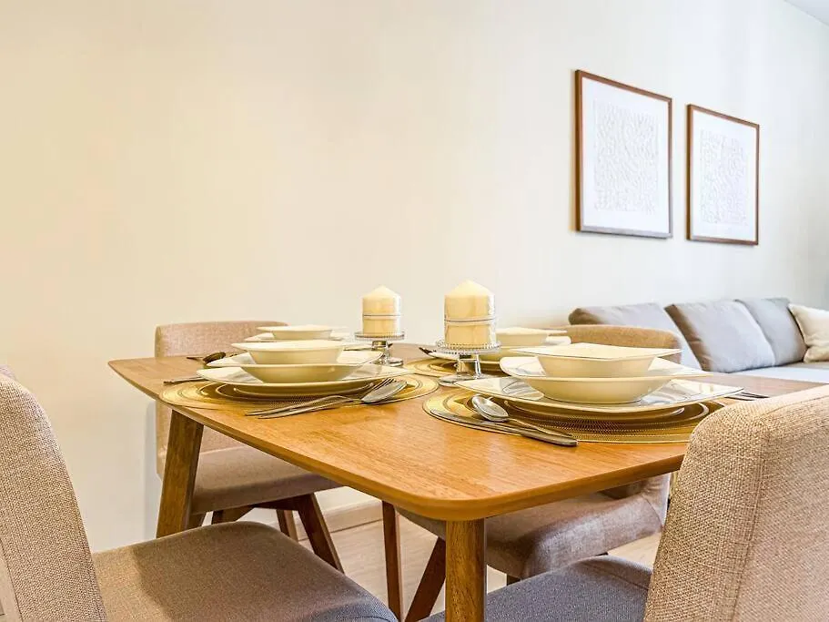 Dreamshoma -1B Spacious Apartment With A Lake View Dubai United Arab Emirates