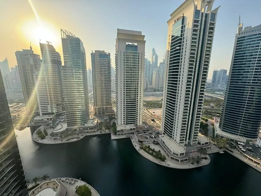 Dreamshoma -1B Spacious Apartment With A Lake View Dubai